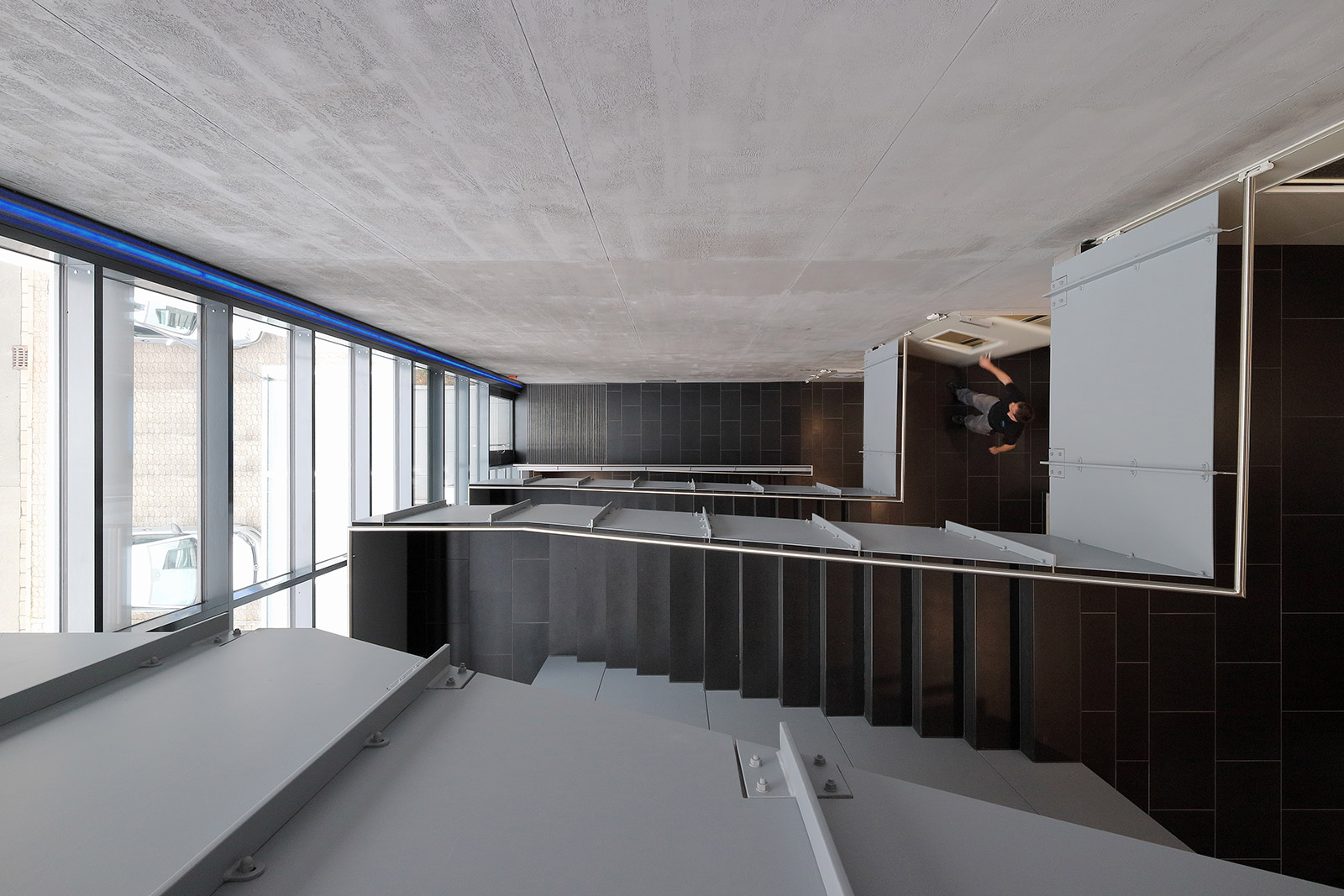 Produktionserweiterung mit Büros 2.BA in Darmstadt